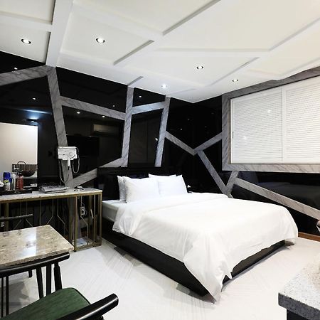 Bellino Hotel Буан Екстериор снимка