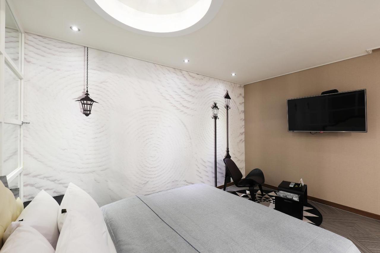 Bellino Hotel Буан Екстериор снимка